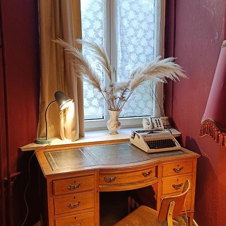 Schoeneberg Holiday Flat & Art Gallery Берлин Экстерьер фото