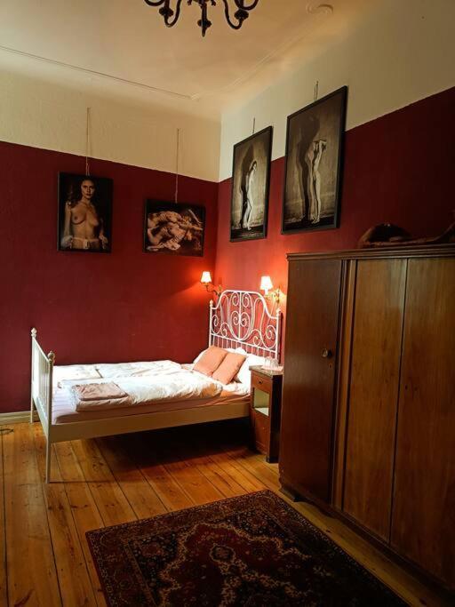 Schoeneberg Holiday Flat & Art Gallery Берлин Экстерьер фото