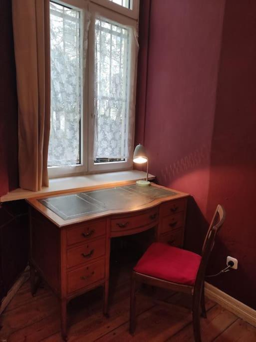 Schoeneberg Holiday Flat & Art Gallery Берлин Экстерьер фото