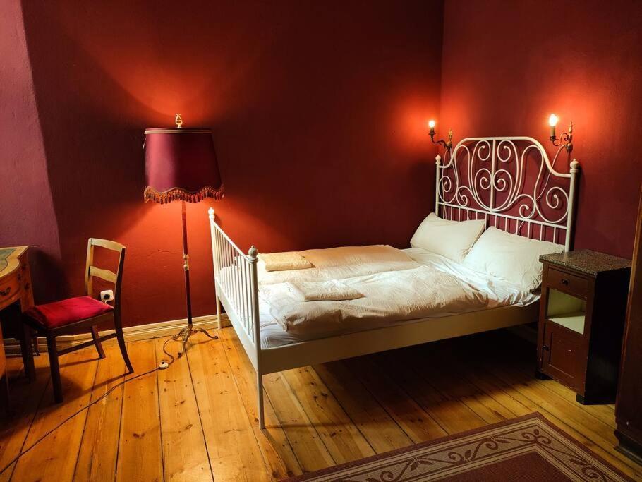 Schoeneberg Holiday Flat & Art Gallery Берлин Экстерьер фото