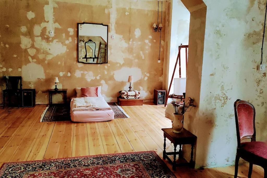 Schoeneberg Holiday Flat & Art Gallery Берлин Экстерьер фото