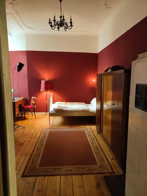 Schoeneberg Holiday Flat & Art Gallery Берлин Экстерьер фото