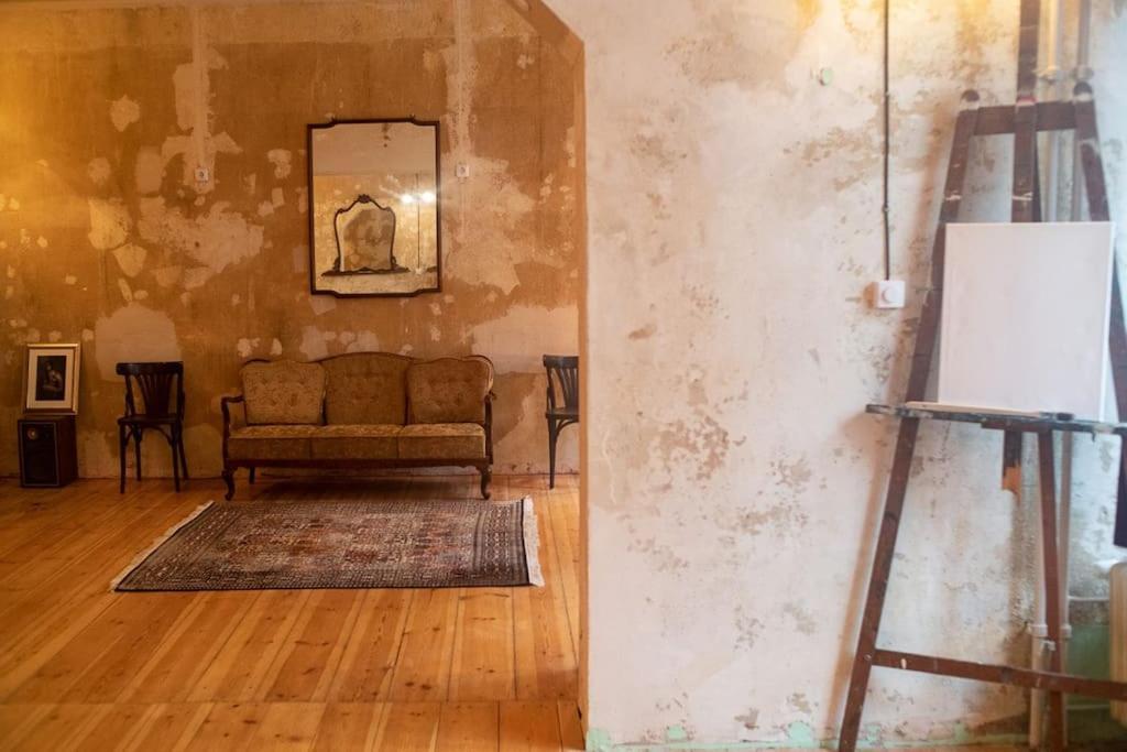 Schoeneberg Holiday Flat & Art Gallery Берлин Экстерьер фото