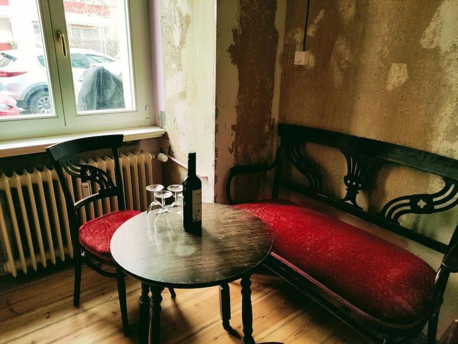 Schoeneberg Holiday Flat & Art Gallery Берлин Экстерьер фото