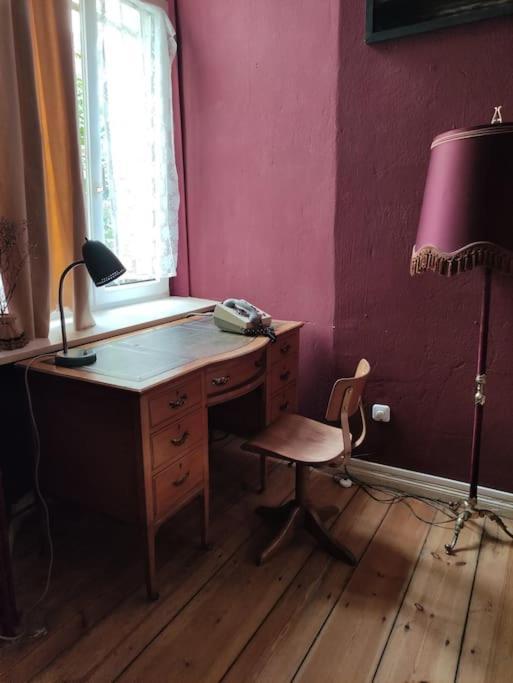 Schoeneberg Holiday Flat & Art Gallery Берлин Экстерьер фото